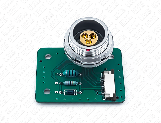 什么是三同軸板接航空插頭？