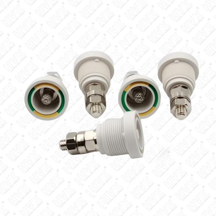 在醫(yī)療設(shè)備電氣安全中，接地柱主要為了防止哪兩種傷害？